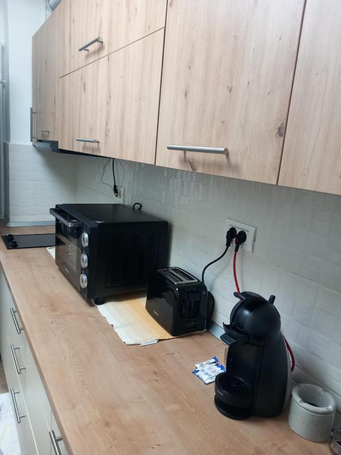 New Apart Apartment Fagaras Luaran gambar
